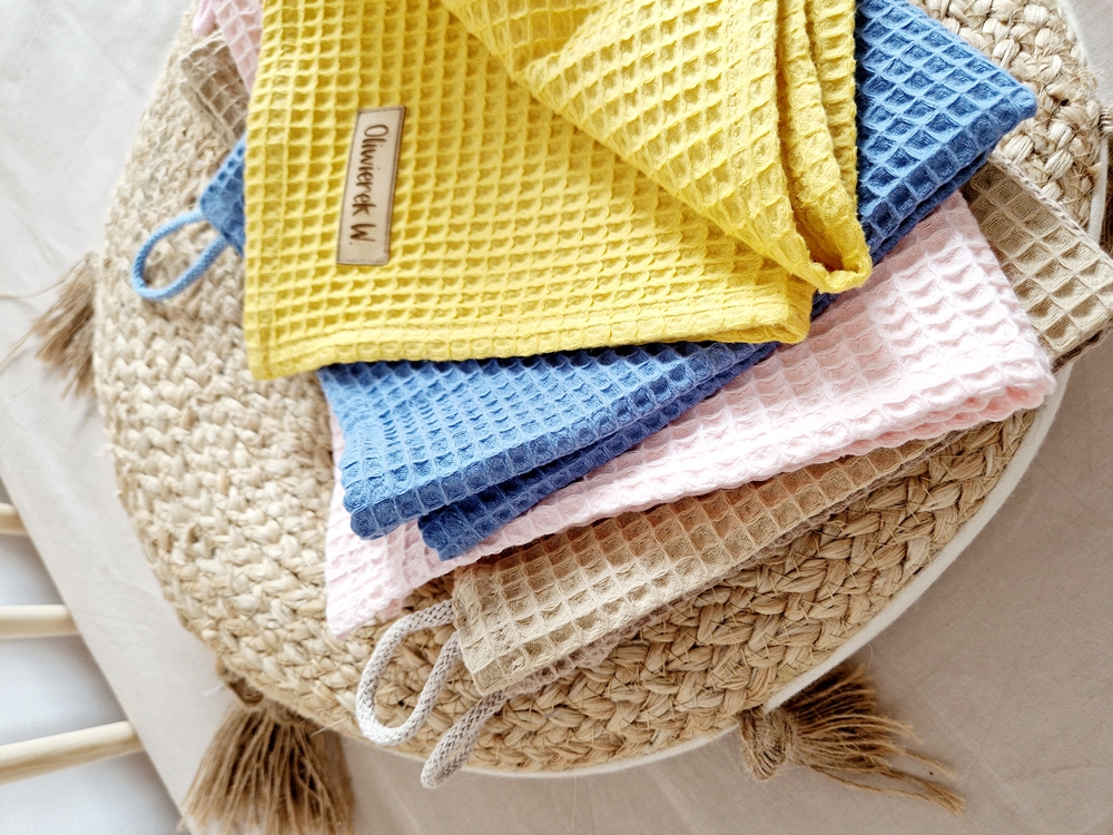 RĘCZNICZEK przedszkolaka KOLORY