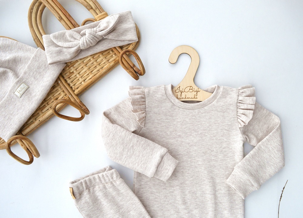 PRĄŻKOWANA bluzeczka/body z falbanką + legginsy proste KOLORY