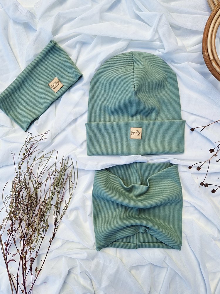 Czapka prążkowana BRUDNA MIĘTA - różne fasony