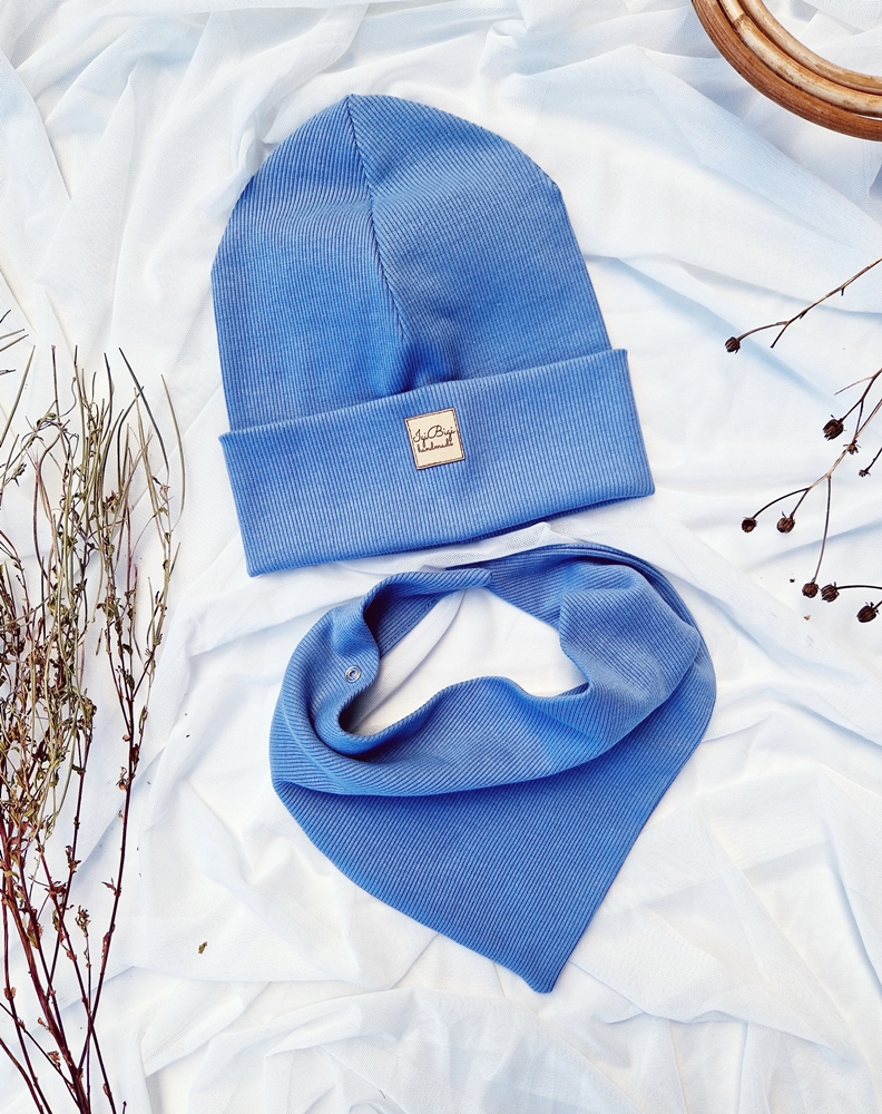 Czapka prążkowana BRUDNY NIEBIESKI - różne fasony