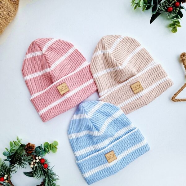 Czapka sweterkowa PASIAK kolorki