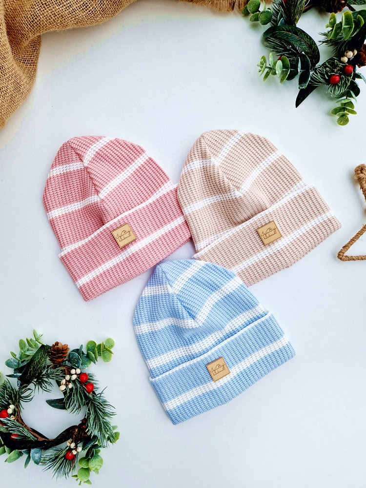 Czapka sweterkowa PASIAK kolorki