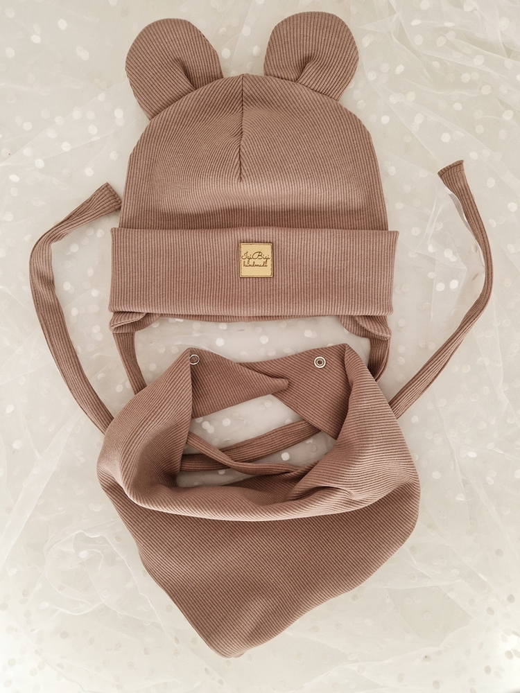 Czapka prążkowana WIĄZANA kolory