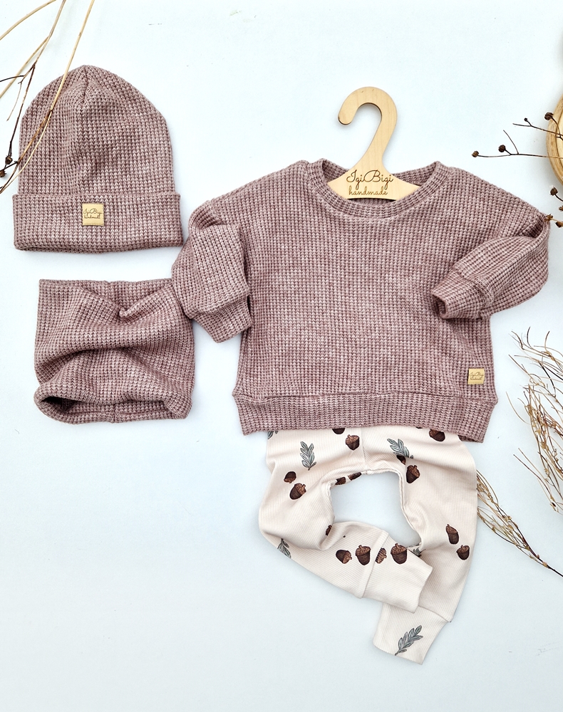 Czapka sweterkowa MLECZNA CZEKOLADKA