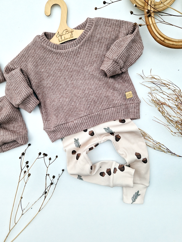 SWETEREK  oversize  MLECZNA CZEKOLADKA