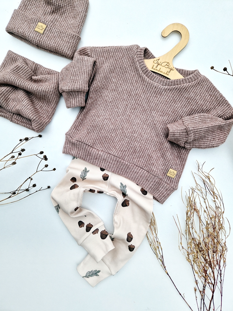 SWETEREK  oversize  MLECZNA CZEKOLADKA