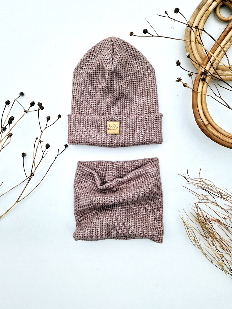 Czapka sweterkowa MLECZNA CZEKOLADKA