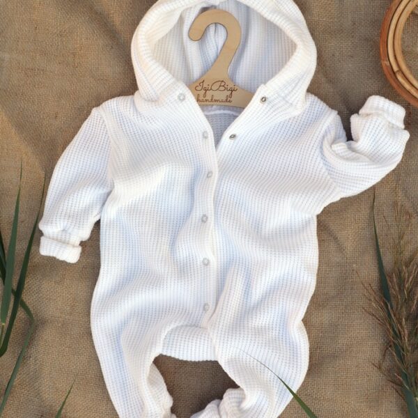 KOMBINEZON SWETERKOWY kolor ŚMIETANKA