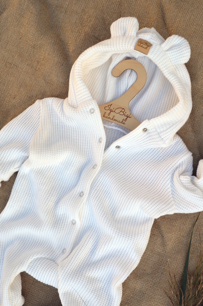 KOMBINEZON SWETERKOWY kolor ŚMIETANKA