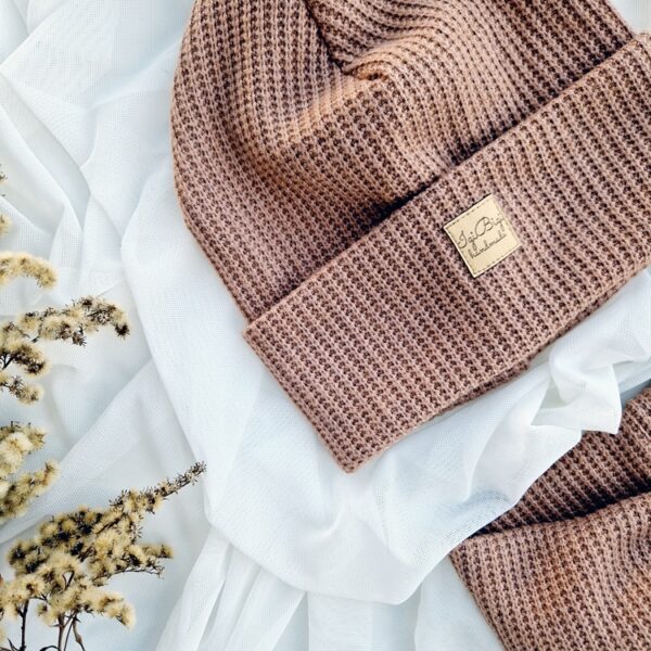 Czapka sweterkowa CAPPUCINO