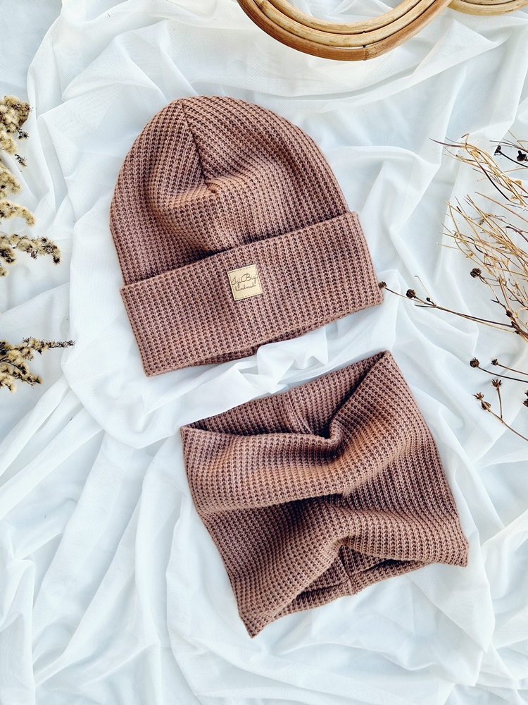 Czapka sweterkowa CAPPUCINO