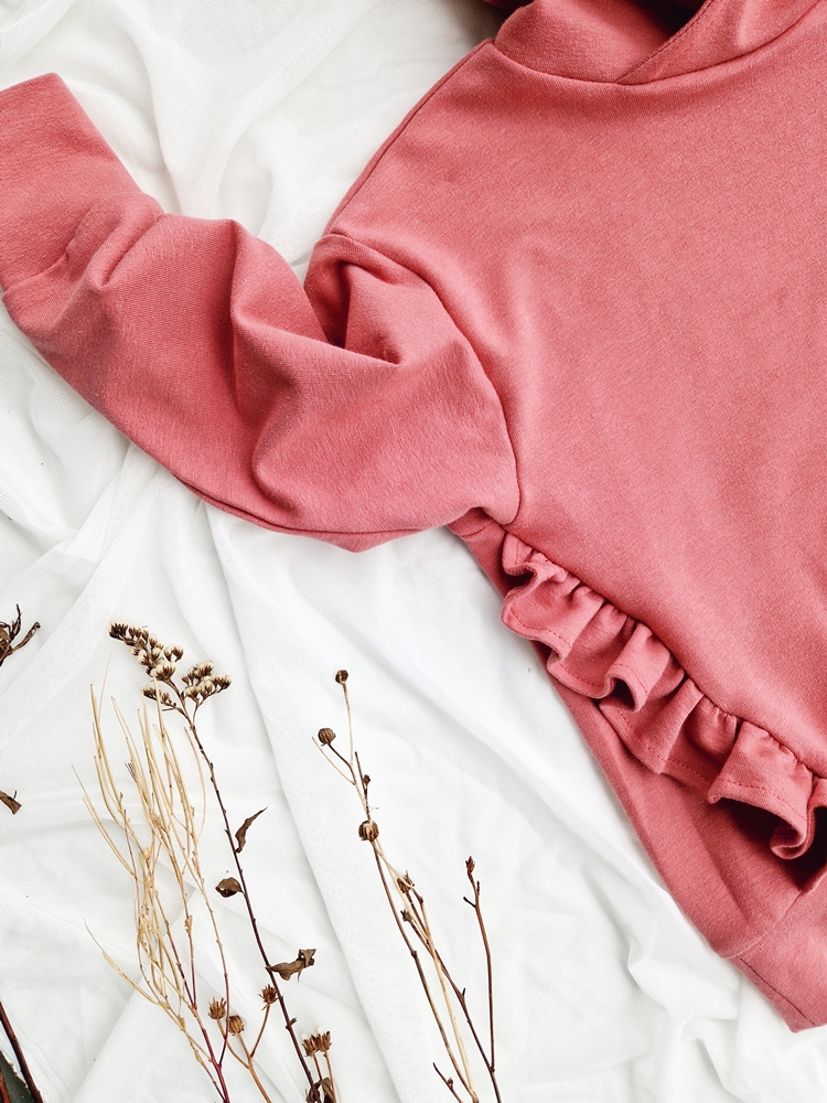 BLUZA BASIC falbanki FLORI z kapturkiem DALIA