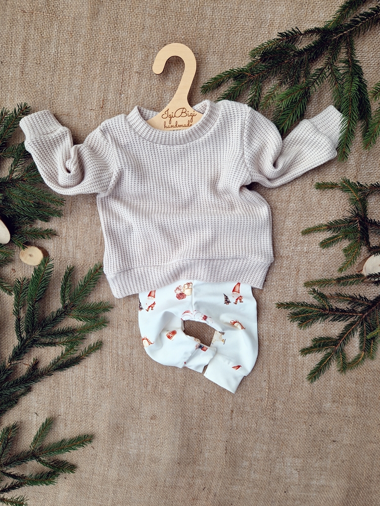 SWETEREK prosty BARDZO JASNY BEŻ