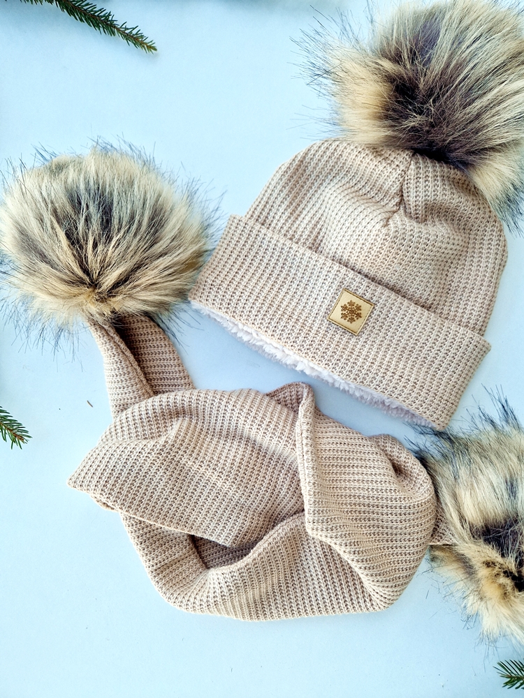 Czapka sweterkowa BEŻ z polarkiem