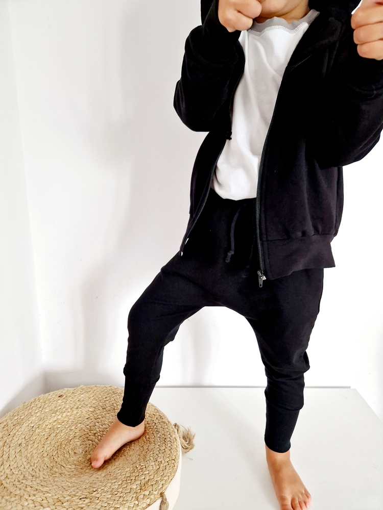 DRESIK klasyczny CZARNY