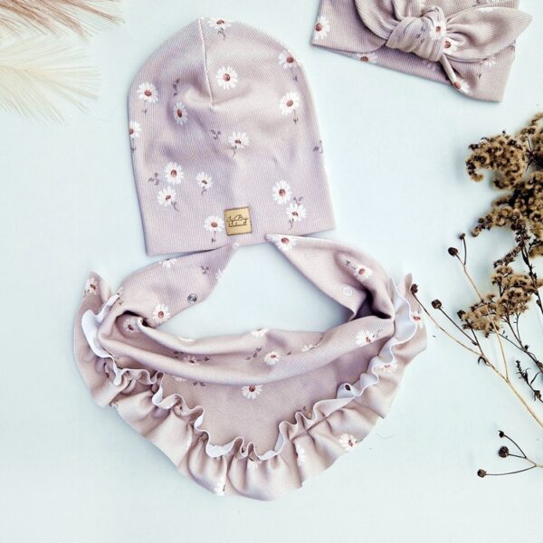 Czapka prążkowana STOKROTKI BEŻ