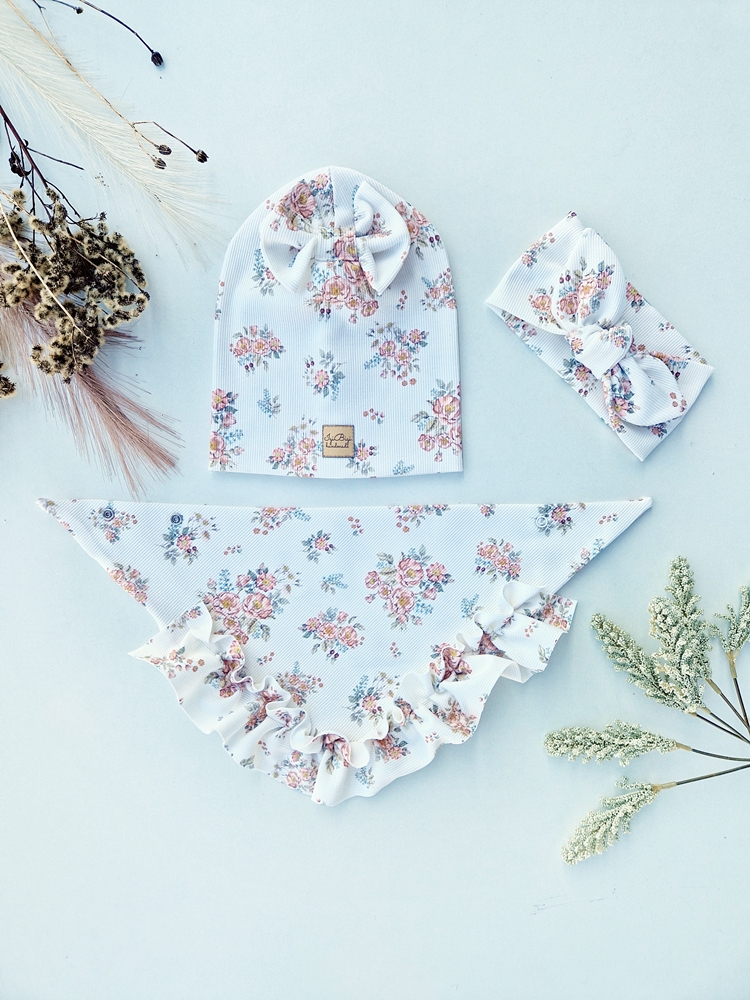 Czapka prążkowana OLD GARDEN WHITE