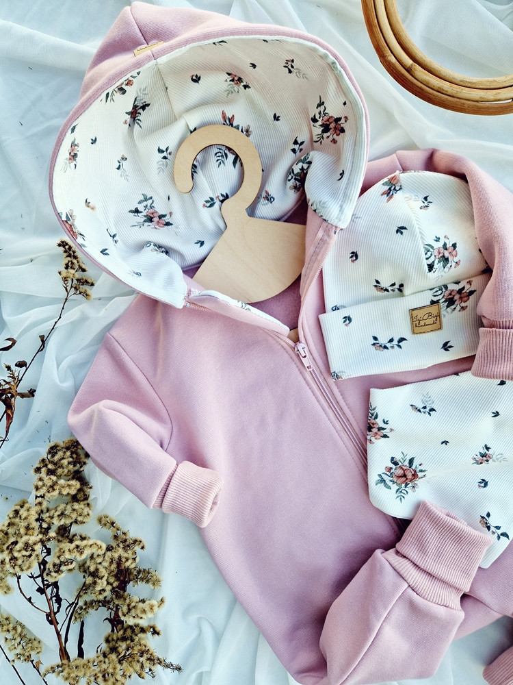 KOMBINEZON dresówka drapana BRUDNY RÓŻ little flowers