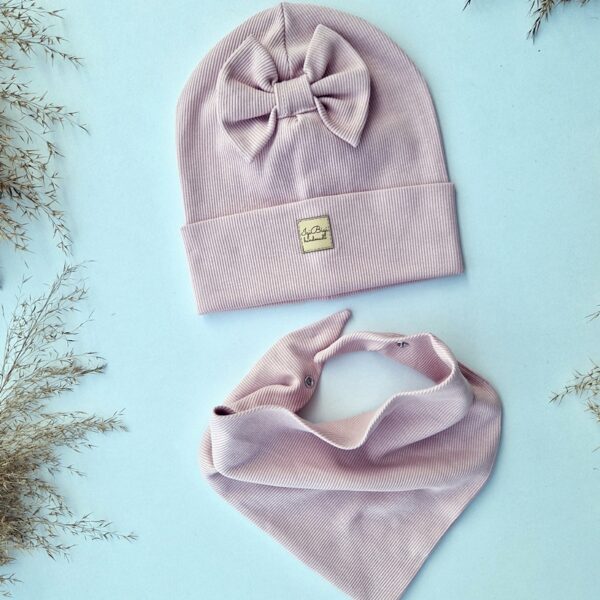 Czapka prążkowana Z KOKARDKĄ KOLORY