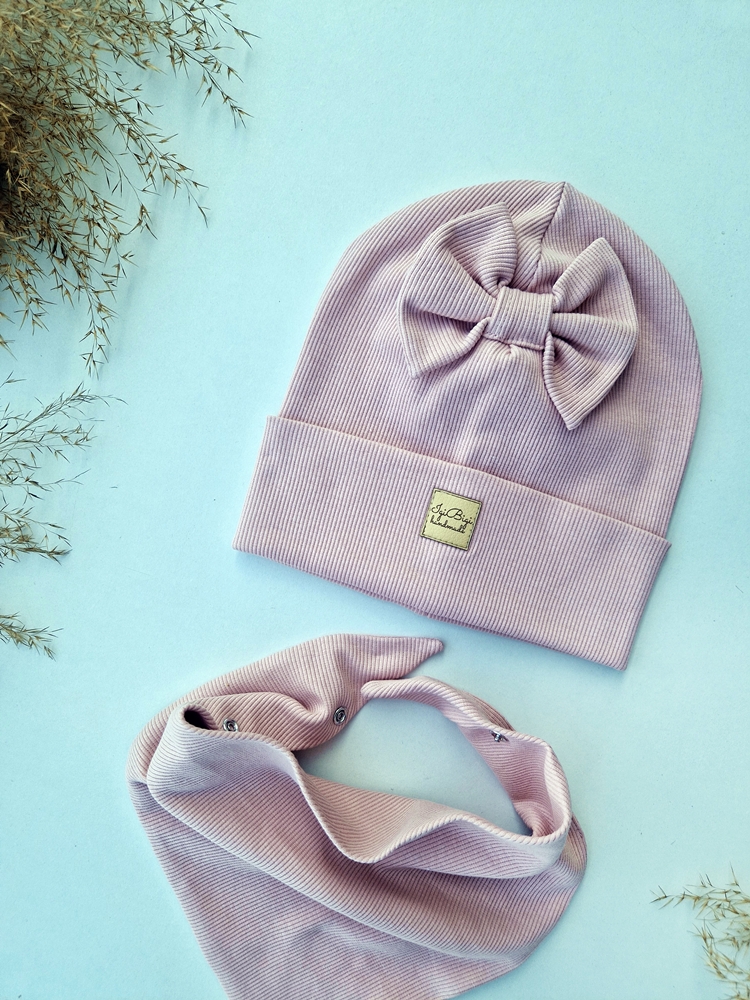 Czapka prążkowana Z KOKARDKĄ KOLORY