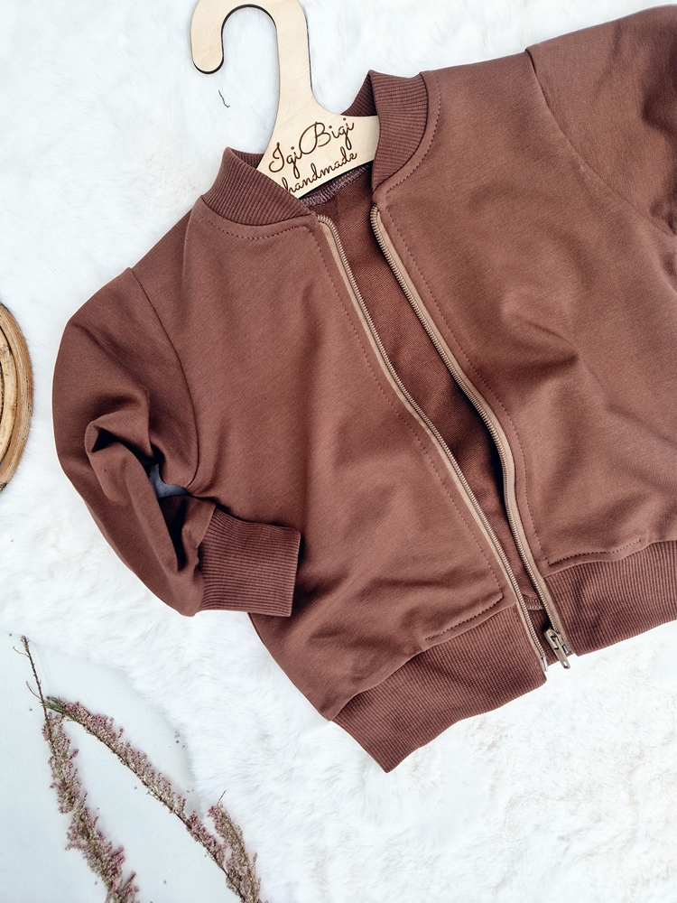 BOMBERKA zamek PRALINA