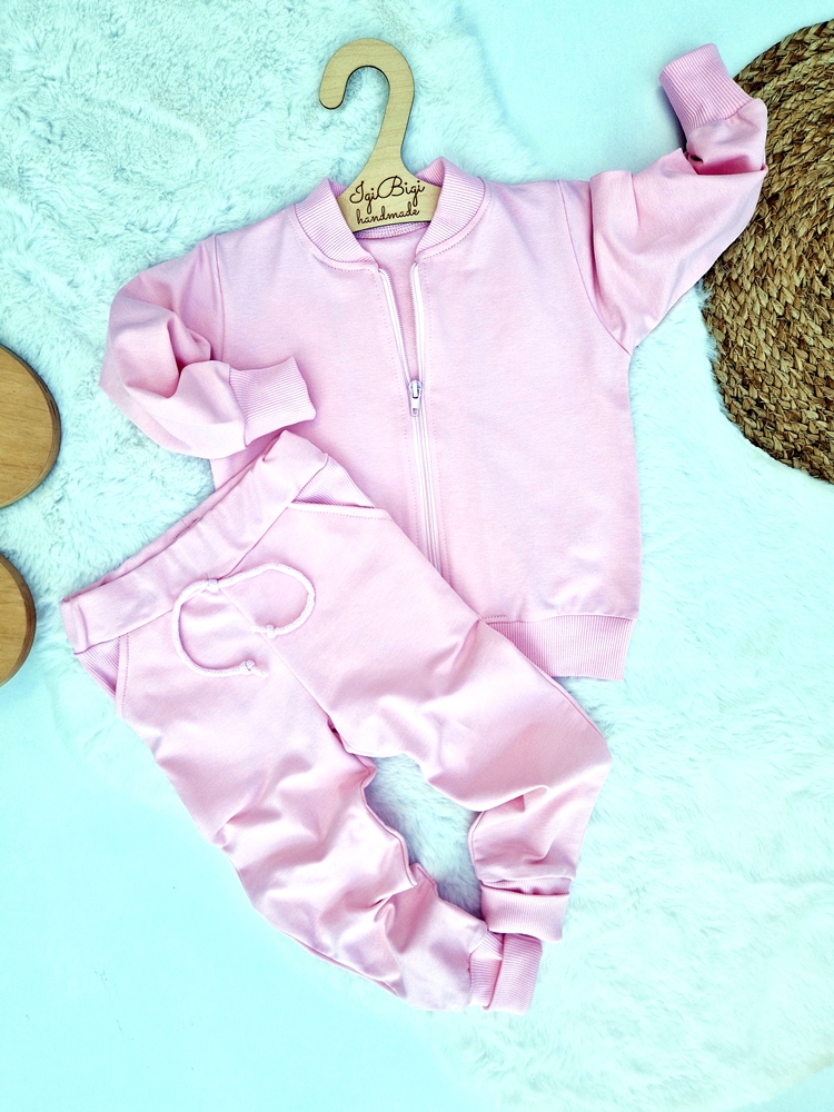 DRESIK klasyczny BOMBERKA+SPODNIE klasyczne PUDER