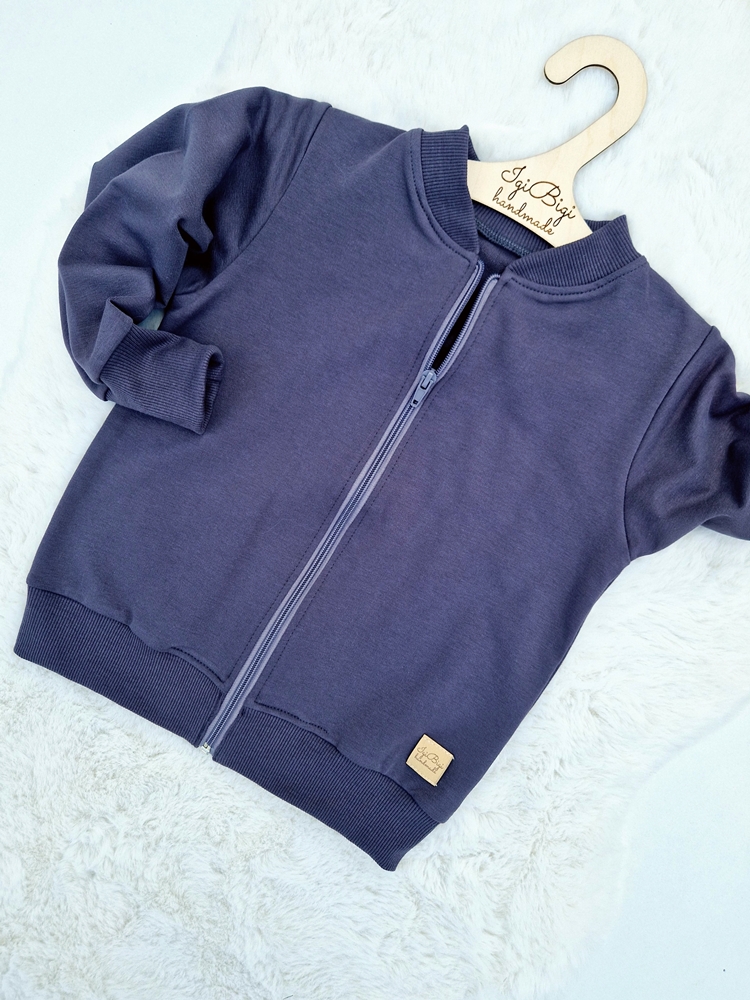 BOMBERKA zamek GRAFIT