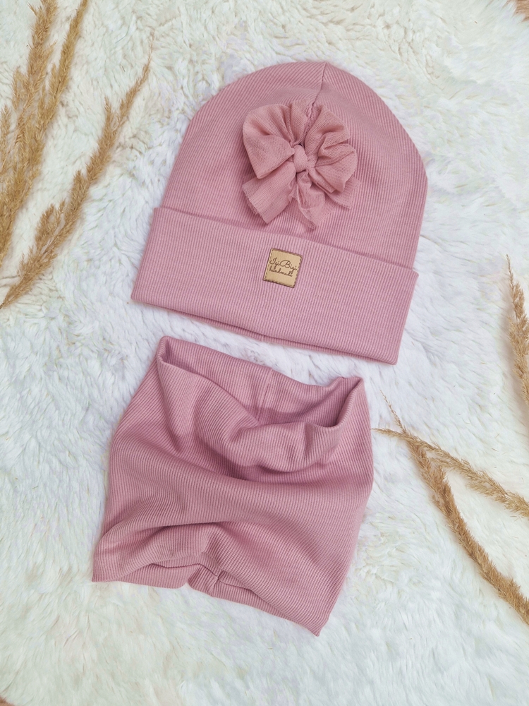 Czapka prążkowana KOKARDA TIUL brudny róż