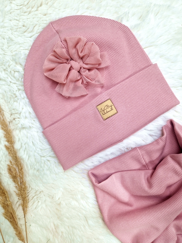 Czapka prążkowana KOKARDA TIUL brudny róż