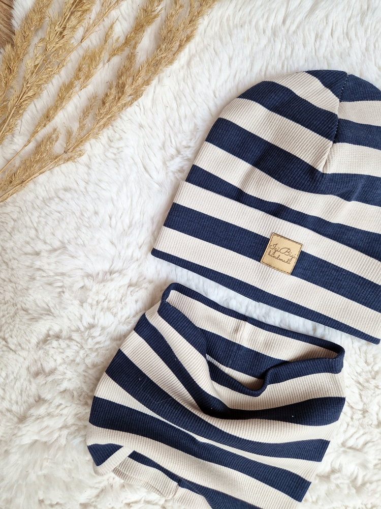 Czapka prążkowana PASKI granat beż