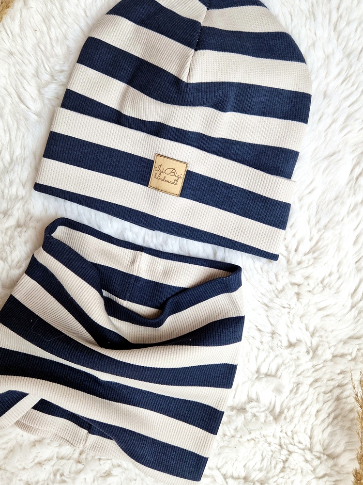 Czapka prążkowana PASKI granat beż