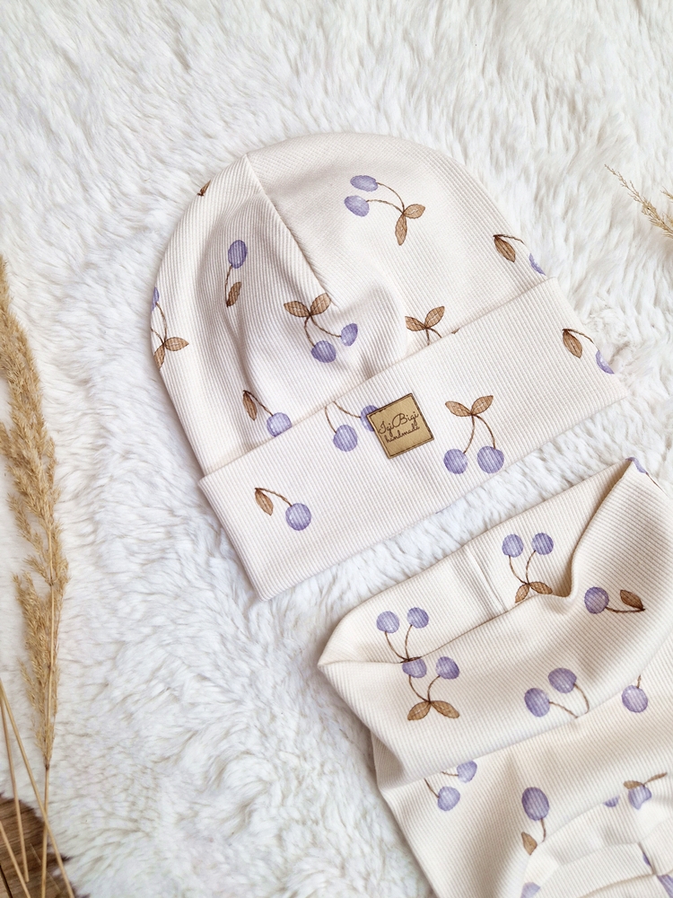 Czapka prążkowana CHERRIES