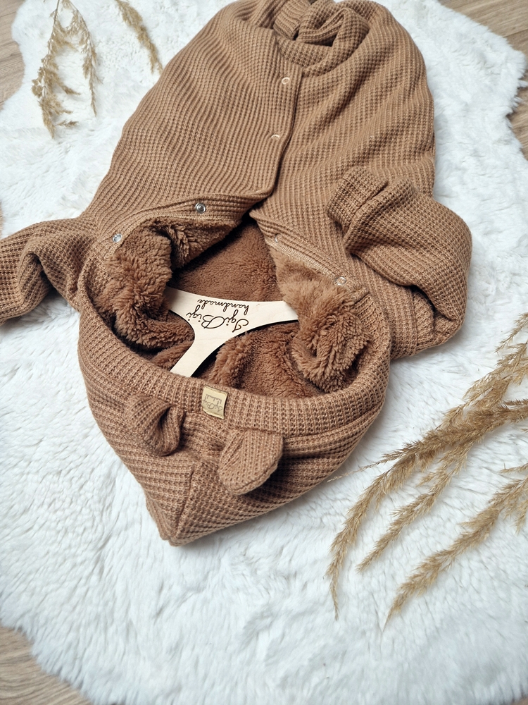 Kombinezonik SWETERKOWY OCIEPLANY karmel