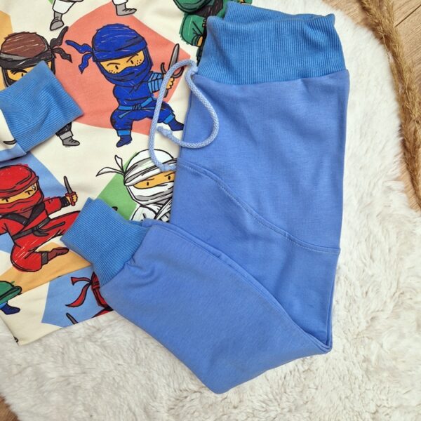 Spodnie chłopięce LOW niebieski