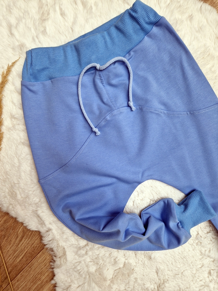 Spodnie chłopięce LOW niebieski