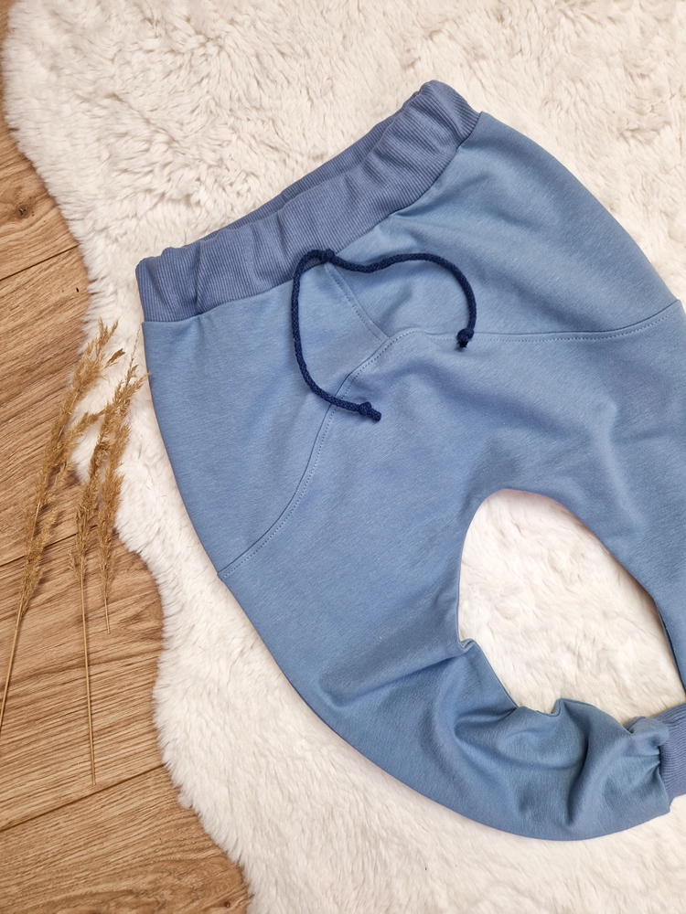 Spodnie chłopięce LOW brudny niebieski