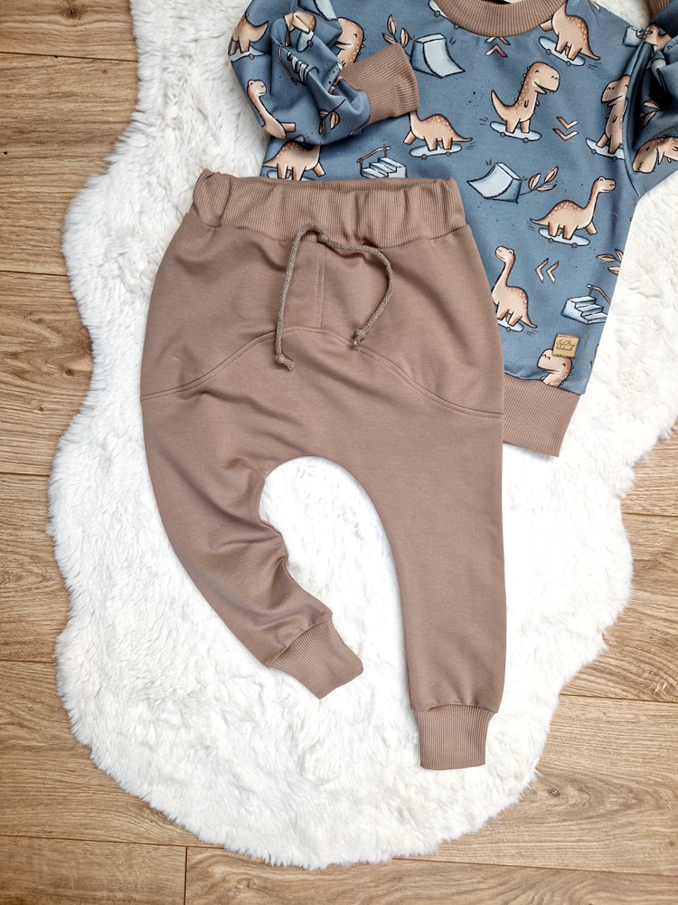 Spodnie chłopięce LOW latte