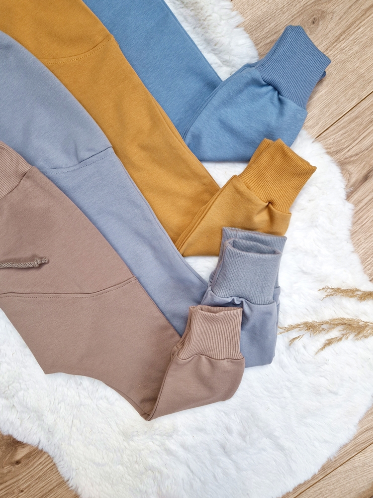 Spodnie chłopięce LOW musztarda