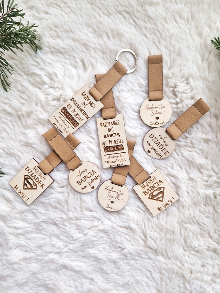 BRELOCZEK kocham BABCIA/DZIADEK/PRADZIADEK