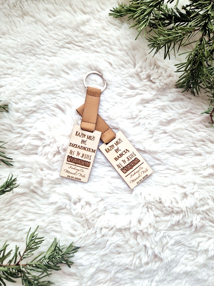 BRELOCZEK wyjątkowy BABCIA/DZIADEK/PRADZIADEK