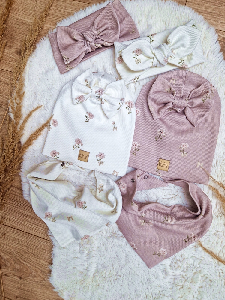 Czapka prążkowana PEONY 2kolory