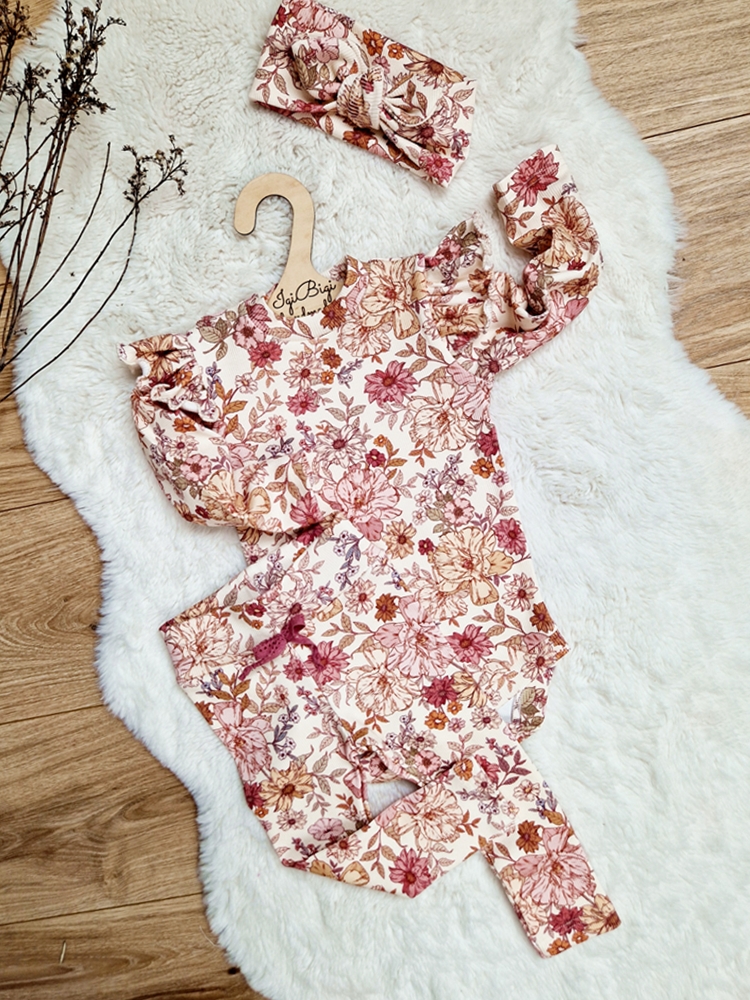 Body+legginsy prążkowane RETRO FLOW