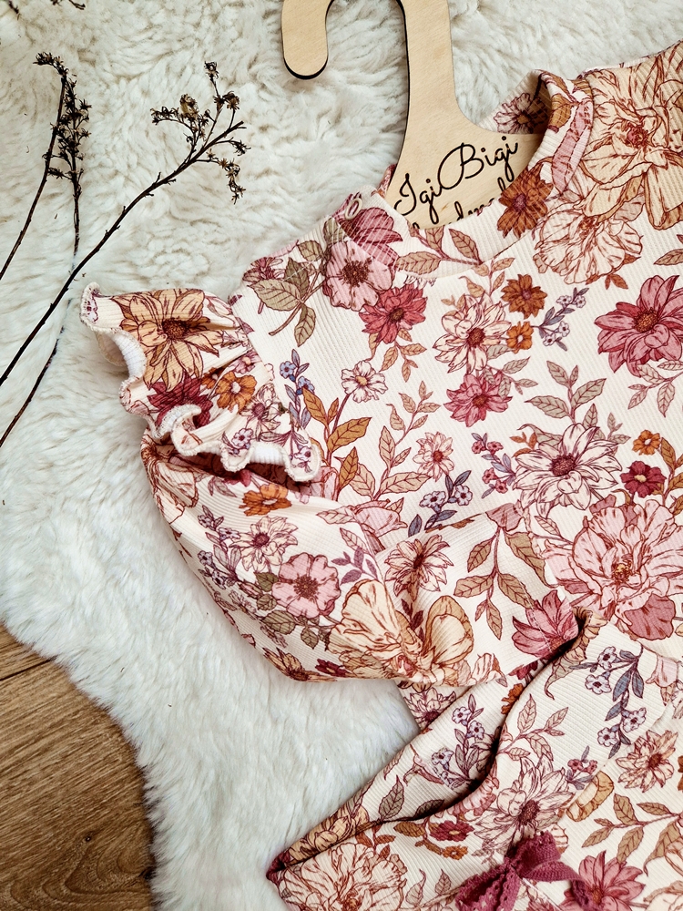 Body+legginsy prążkowane RETRO FLOW