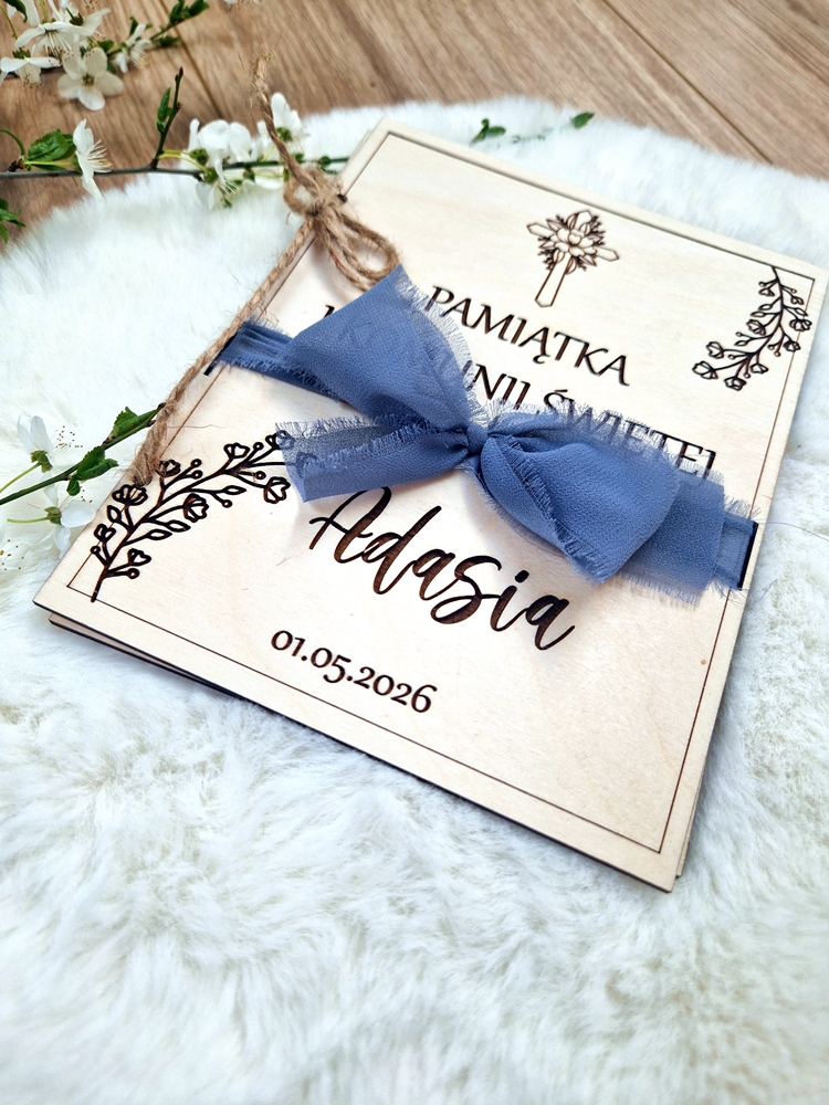 Pamiątka komunijna kartka KOKARDA personalizowana
