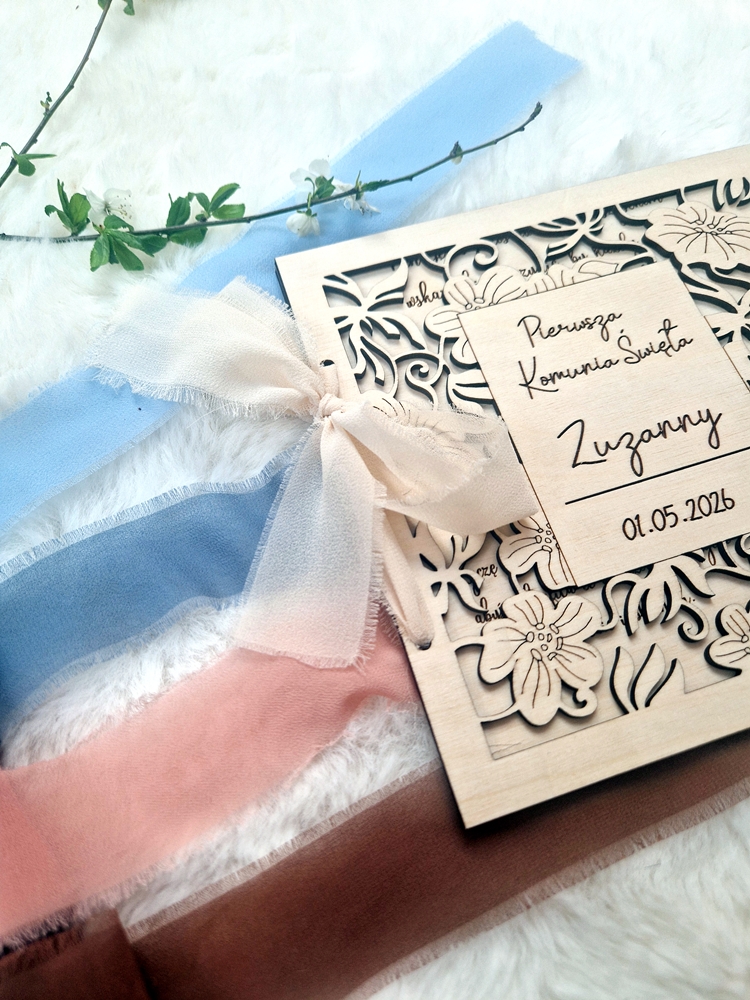 Pamiątka komunijna AŻUR personalizowana